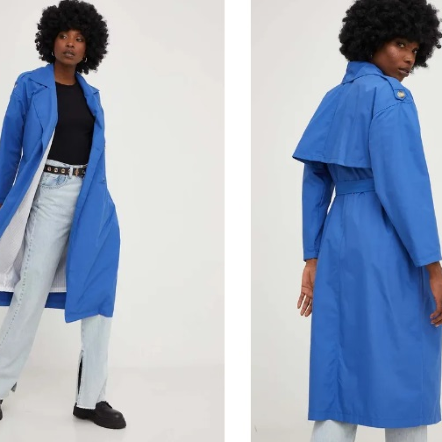Trenci statement albastru profund din colecția Answear Lab, cu linia umerilor lăsată și clapete clasice 