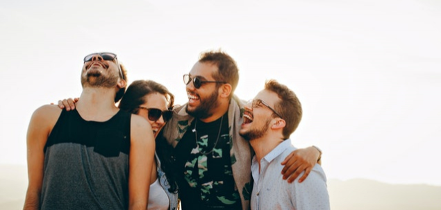 De cine te simti cea mai apropiata?