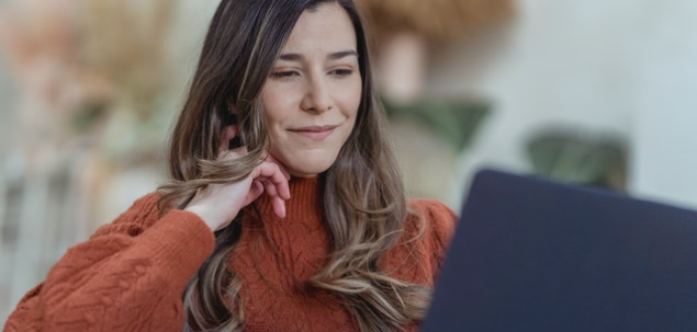 Ce om de stiinta a spus „Dumnezeu nu joaca zaruri cu Universul”?