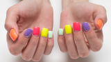 Manichiură curcubeu 