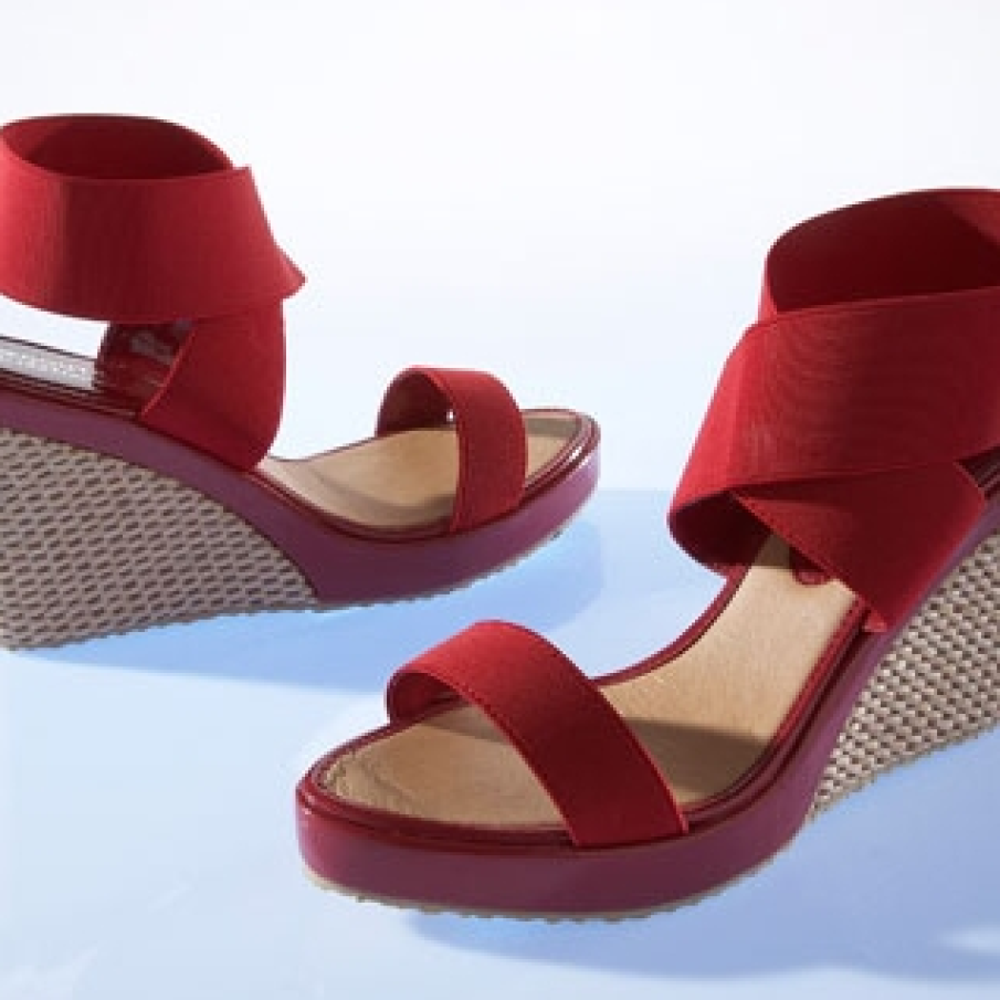 Sandale cu talpa ortopedica