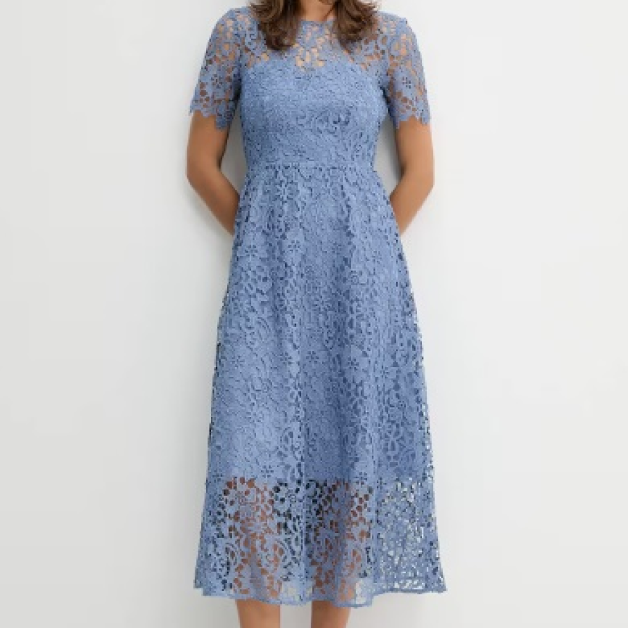 10 piese vestimentară de și cu dantelă, cel mai romantic trend al sezonului