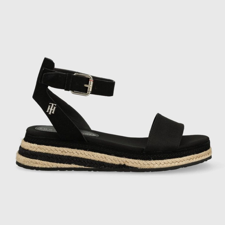 Platforme din piele întoarsă și material textil, cu talpa în straturi de bej pai și negru.