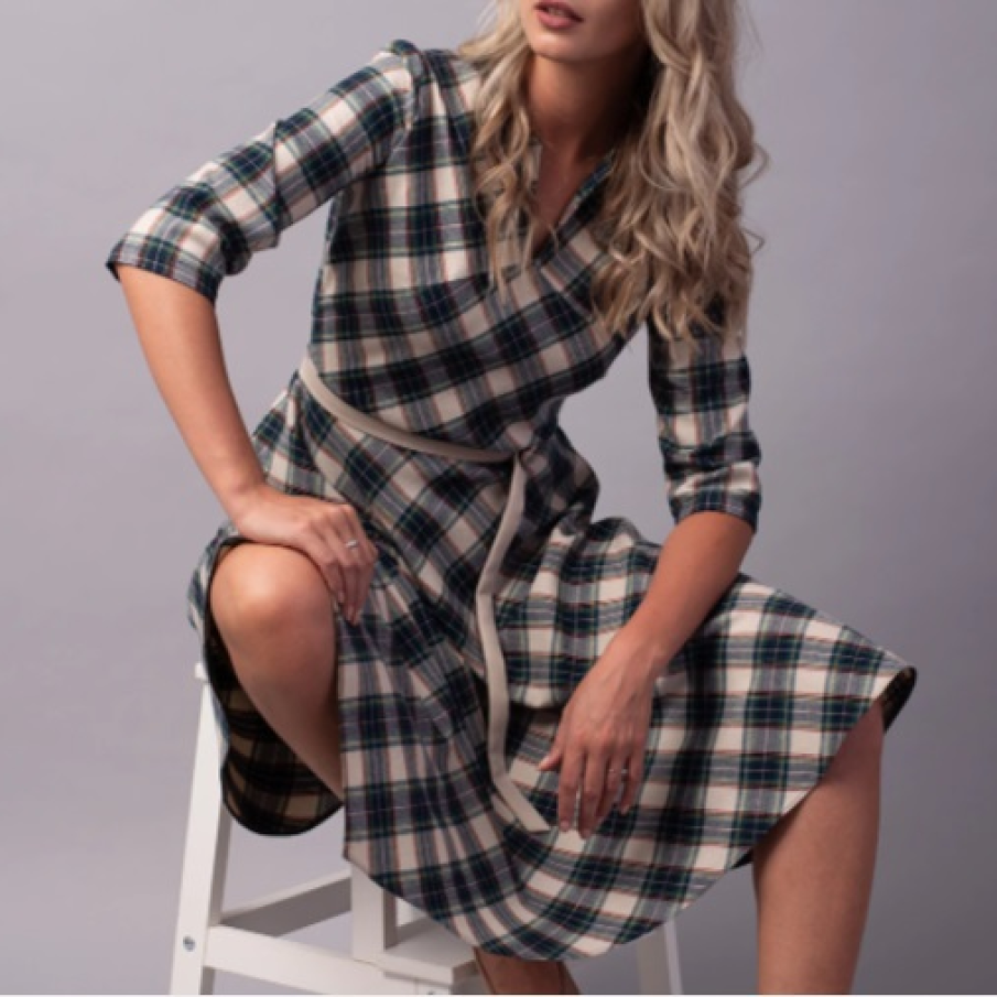 Rochie Couture de Marie cu decolteu în V și imprimeu tip carouri 