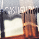 Psiholog: Ce este abuzul de tip gaslighting și cât de periculos este?