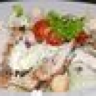 Pui la tava cu sos de lamaie si smantana