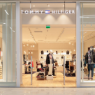 TOMMY HILFIGER DESCHIDE UN NOU MAGAZIN ÎN PROMENADA, CRAIOVA