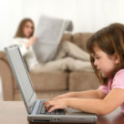 Tu stii ce face copilul tau pe internet?