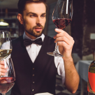  Cum alegi vinul potrivit pentru o cină în familie