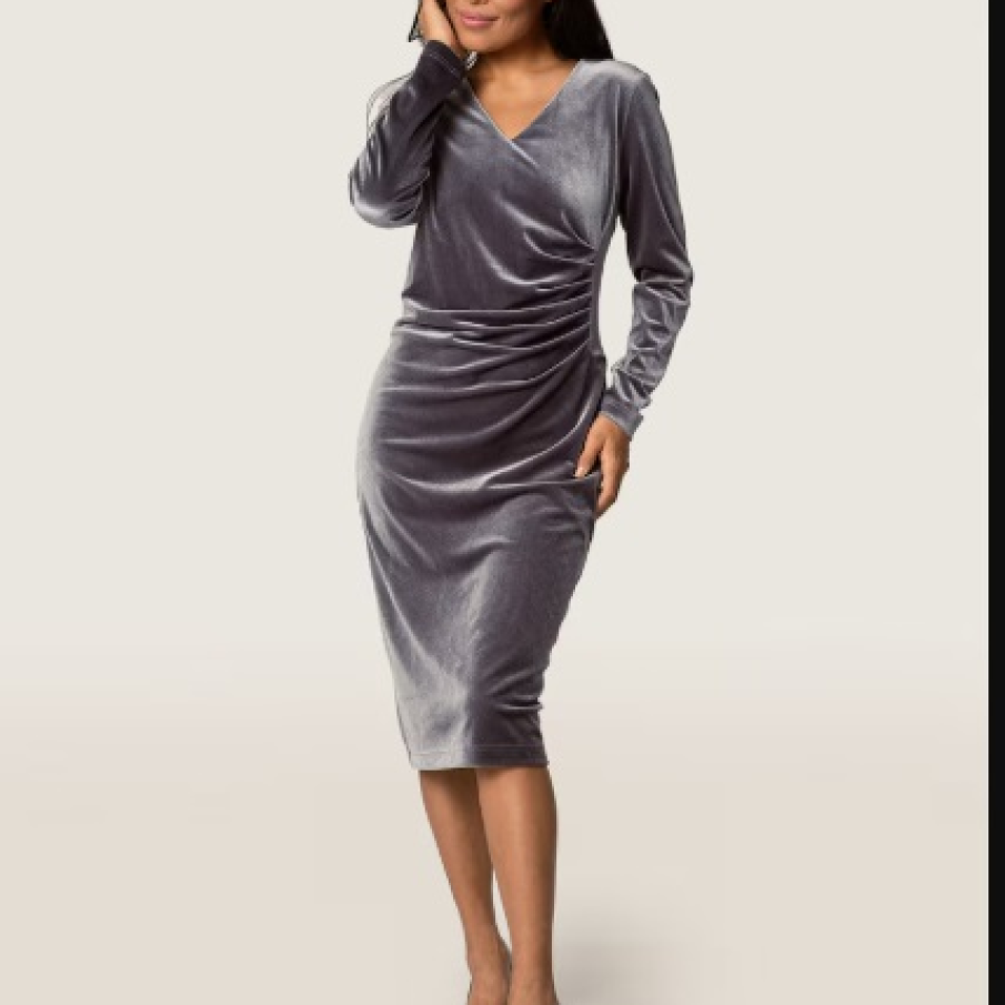 10 piese vestimentare din CATIFEA, materialul trending al toamnei 2025