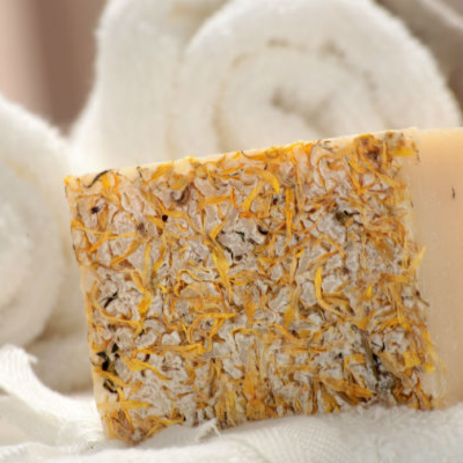 Sapunuri 100%  naturale de la Revicare