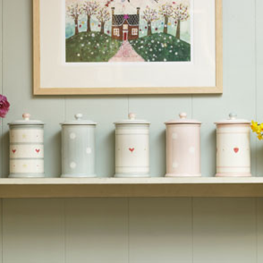 Cutii si borcane pentru depozitare