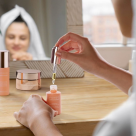 Colecția SUPERCHARGED™ by Foreo scoate din pălărie un ulei de întinerire care acționează în timp ce visezi