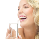 Afla ce se intampla daca bei apa pe stomacul gol. Efectele sunt extraordinare!