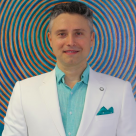 Cum tratăm cancerul cu ajutorul medicinei integrative și soluții din medicina biologică? Medicii români au ocazia să ȋnvețe de la unul din fondatori - medicul elvețian Thomas Rau