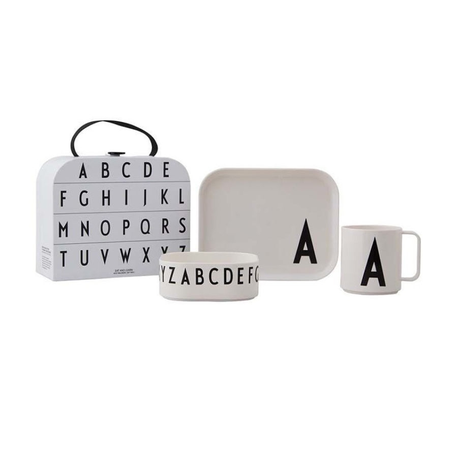 Set de mic dejun pentru copii 4-pack din colecția Design Letter. Este confecționat din  Tritan, care nu conține BPA/BPS/EA, extrem de rezistent la impact și tolerant la căldură