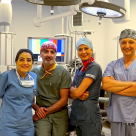 Cum a ajuns medicina să opereze cancerul pulmonar printr-o incizie minusculă, fără să mai deschidă cutia toracică