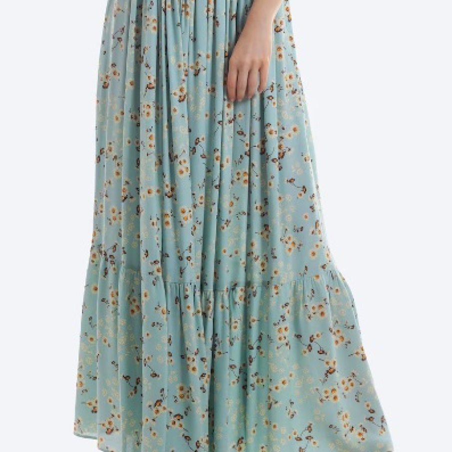 Fustă maxi ONIBON FASHION într-o nuanță primăvăratică de bleu ciel, cu imprimeu floral mărunt