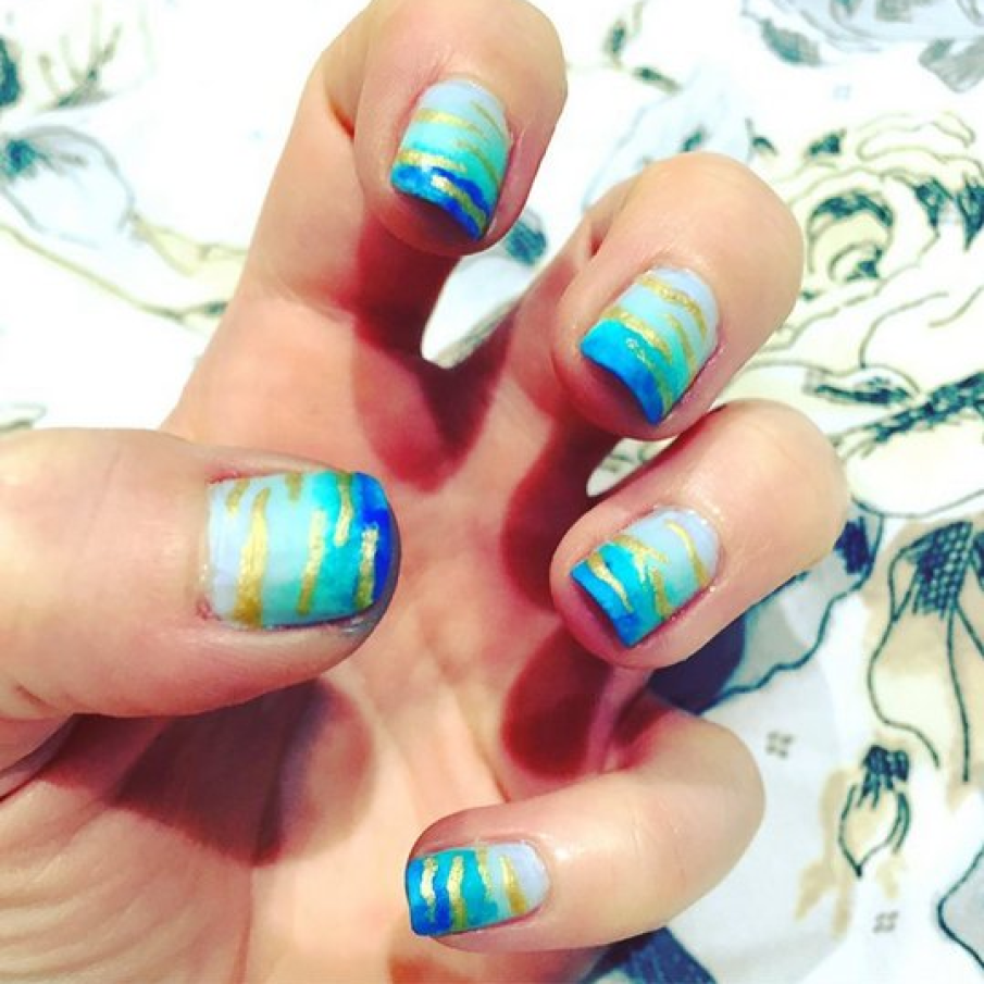 Manichiura Gata de vacanta 