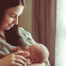 Cum poti combate dificultatile in alaptare? 7 situatii in care pompa de san este indispensabila