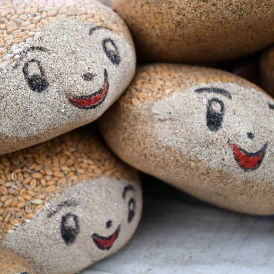 Viata este mai frumoasa cu un zambet larg pe buze :)