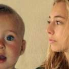 (Video) Un tata si-a filmat fetita timp de 14 ani. Rezultatul este incredibil de emotionant!