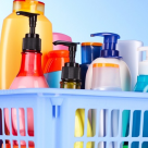 AVON donează 1,7 tone de produse de igienă pentru centrele de carantină din București