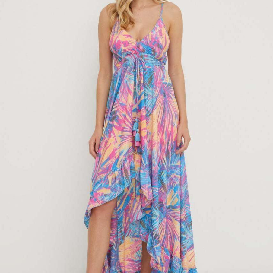 Rochie lejeră din colecția Answear Lab din material textil plăcut la atingere cu 70% Mătase, cu imprimeu predominant albastru. Este asimetrică, are un decolteu proeminent și dispune de 2 bretele subțiri  