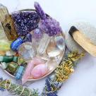 Test de spiritualitate: Ce cristal te protejeaza de energia negativa?