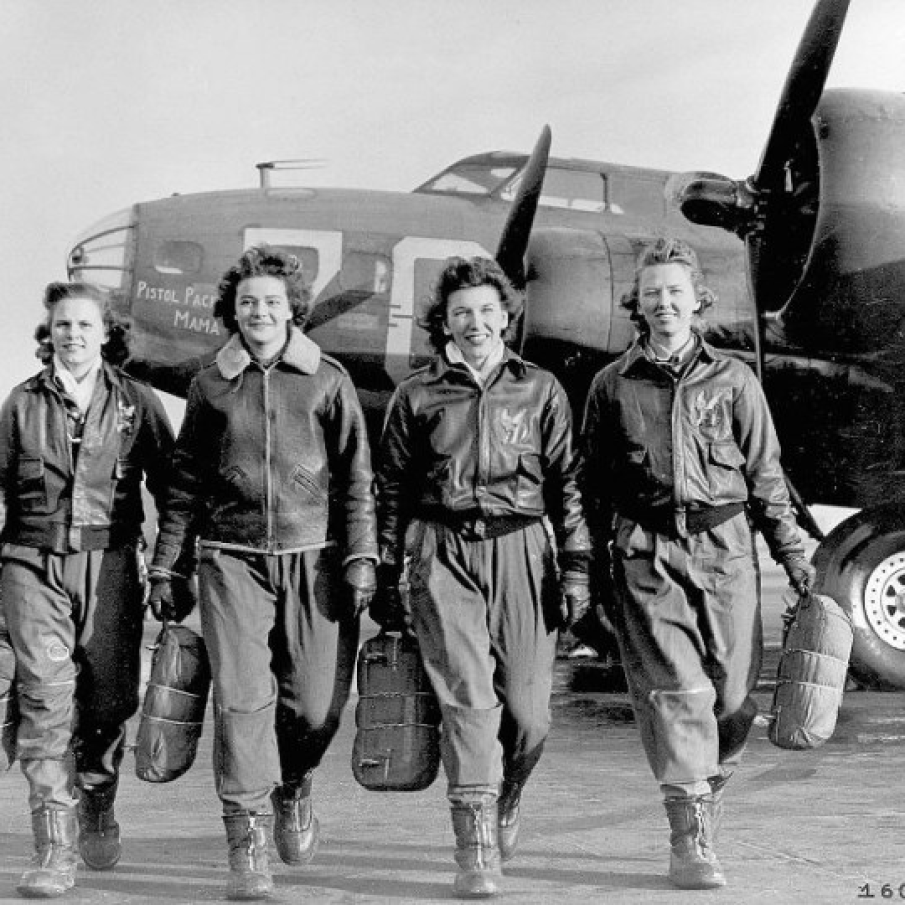  Femei piloti (cca. 1941 - 1945)