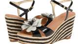 Sandale cu dungi si flori