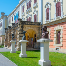 La 90 de ani, fostul primar al Cugirului pregătește un doctorat despre muzeul orașului