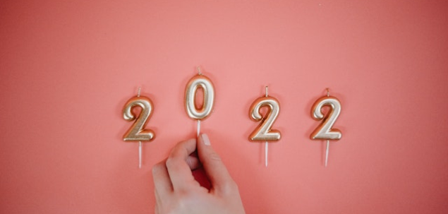 Defineste anul 2022 intr-un cuvant: