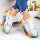 8 pantofi sport de damă pentru plimbări relaxante