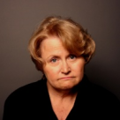 Cum sa recunosti o soacra falsa cand o ai in casa