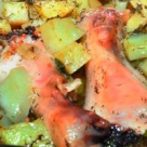 Pulpe de pui cu cartofi la cuptor