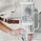 Waterdrop® aduce în prim-plan carafa filtrantă LUCY -o soluție modernă pentru apă de la robinet cu gust plăcut