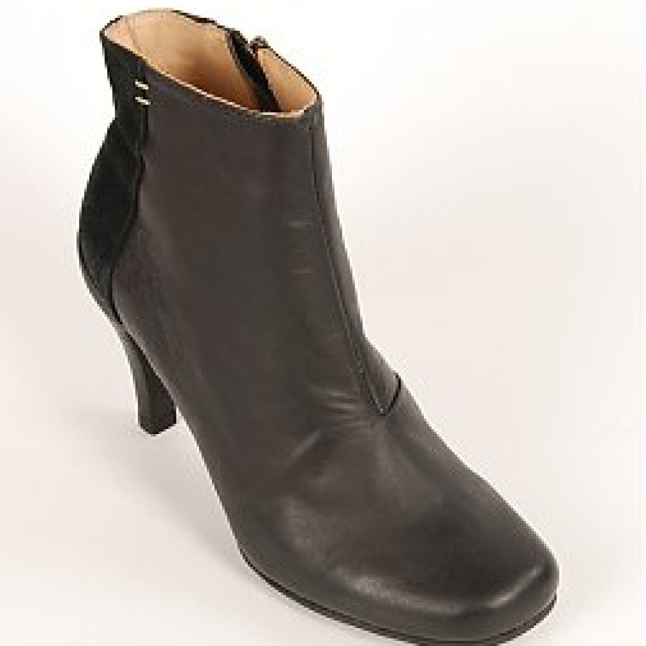 Botina din materiale reciclate