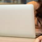 Burnout-ul muncii de acasă: sfaturi pentru a-l evita 