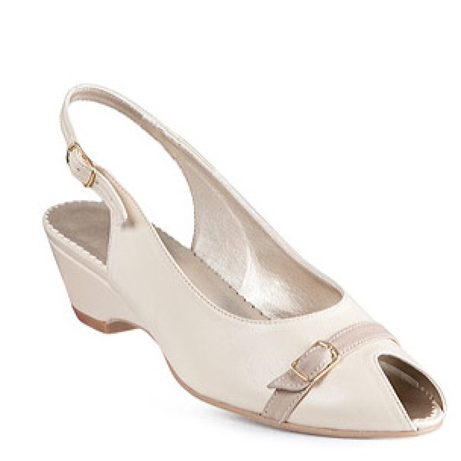 Sandale crem elegante