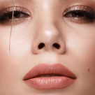 8 rujuri nude pentru machiaj cu efect natural