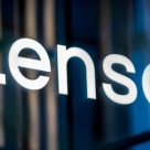 Retailerul românesc de optică Lensa: vânzări de 16 milioane euro în 2021 și investiții de circa 2 milioane euro în extinderea lanțului de magazine la nivel național