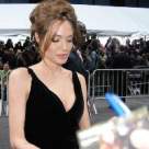 Drama Angelinei Jolie: Un semnal de alarma pentru toate femeile