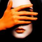 Ascultăm și nu judecăm: Măști astrale & umbre karmice - 3 Zodii care au uneori miere pe buze și otravă în suflet