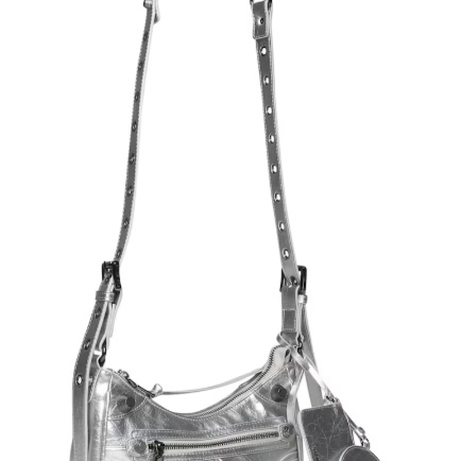Geantă crossbody de piele ecologică Steve Madden. Dispune de nituri supradimensionate decorative 