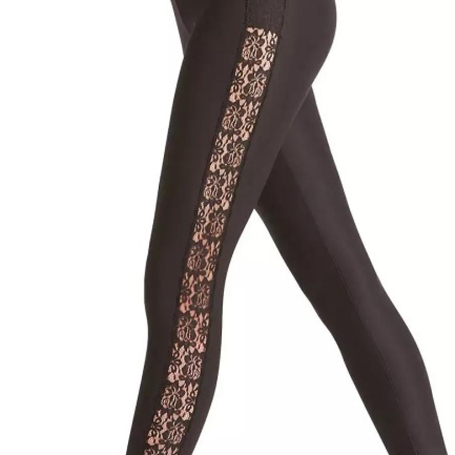 10 piese vestimentară de și cu dantelă, cel mai romantic trend al sezonului