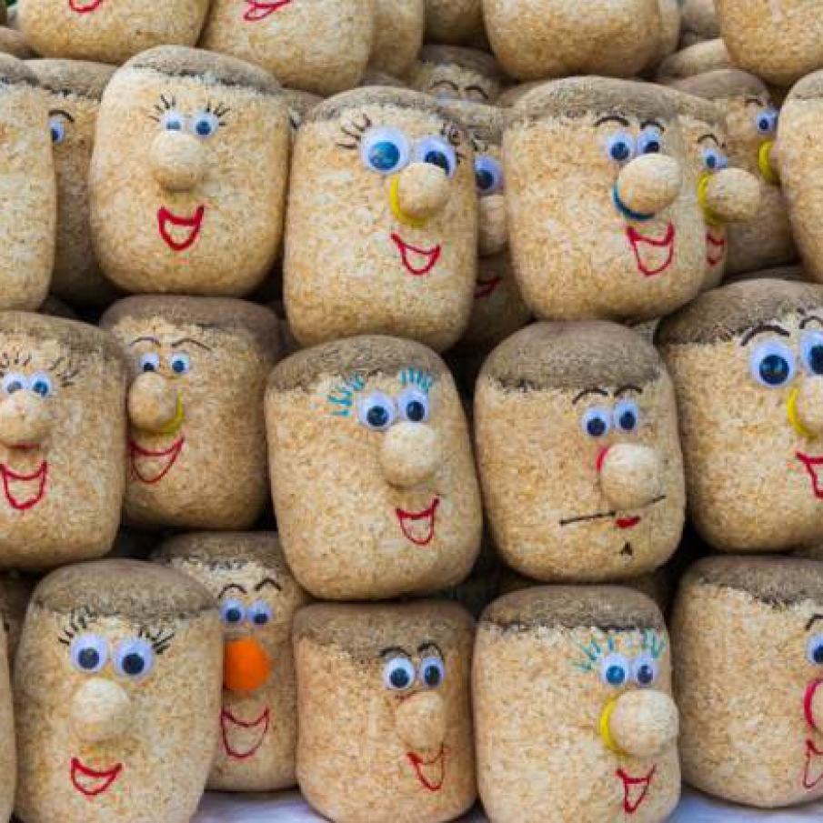 Papusi expresive de rumegus si grau, cu gene, sprancene si cei mai frumosi ochi