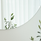 Cum să faci o cameră să arate mai mare cu oglinzi