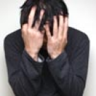 Sunt agresat de fosta logodnica