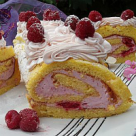 Rulada fina cu branza si zmeura